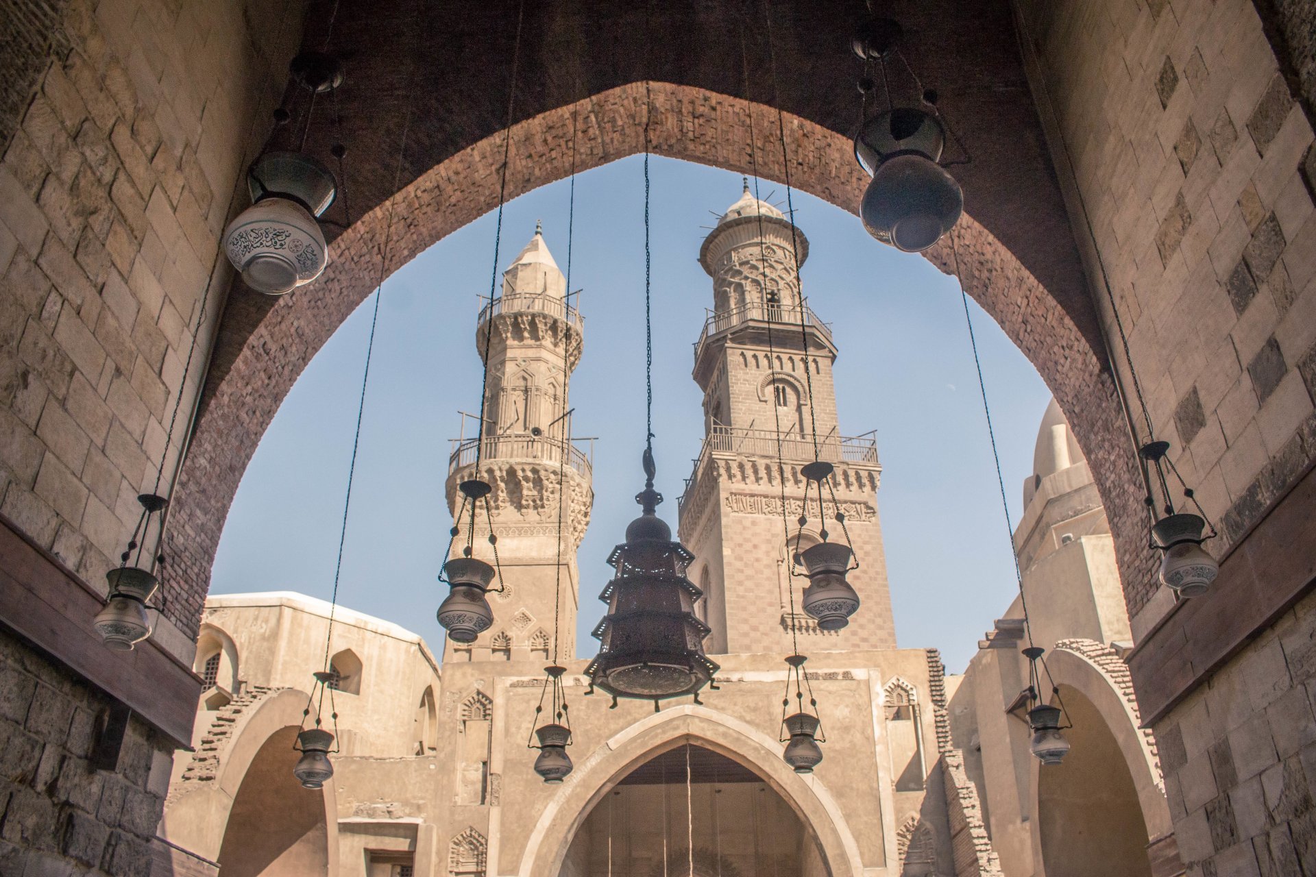 old-mosque-in-cairo-egypt-2023-11-27-05-01-43-utc