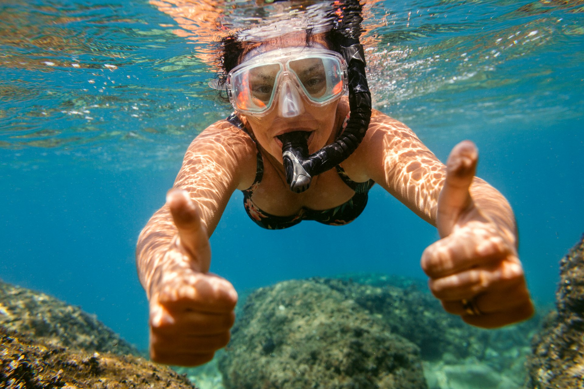 woman-snorkelling-under-water-2023-11-27-05-25-04-utc